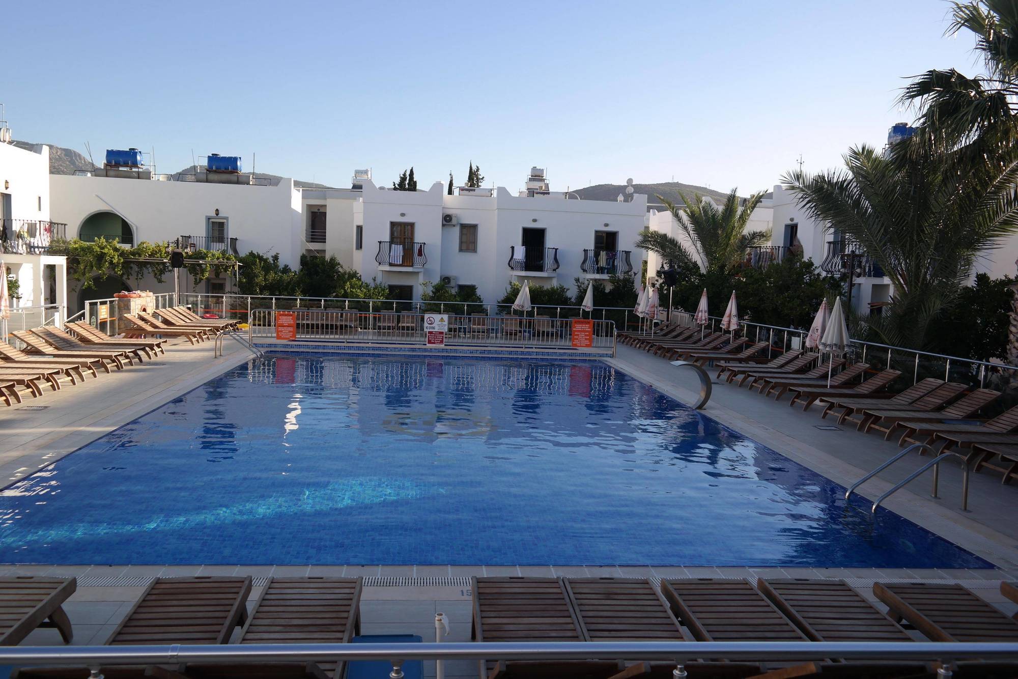 Dilek Apart Hotel Gümbet Extérieur photo